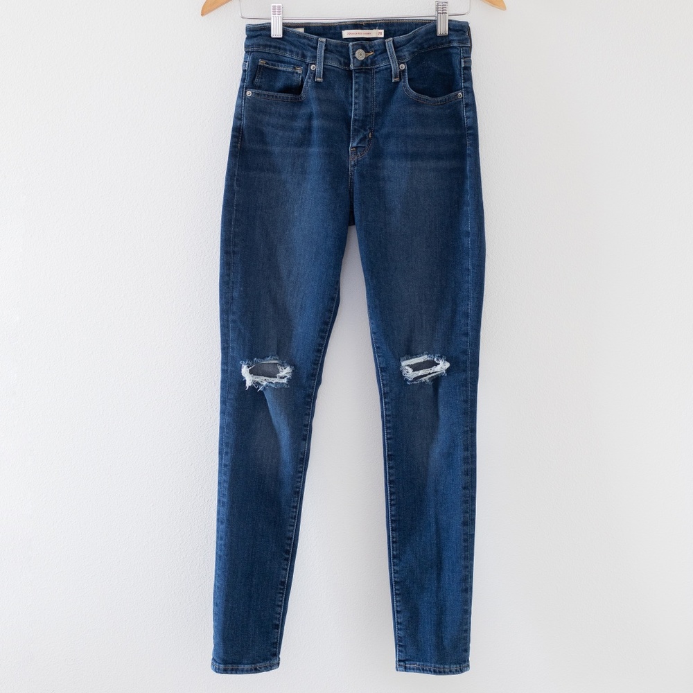 Levi's 721 High Rise Distressed Skinny Jeans Size 28